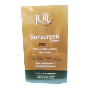 ضدآفتاب بی رنگ ژوت SPF50 مناسب پوست چربml40