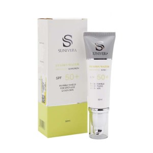 ضدافتاب بی رنگ فیوژن واتر سانیورا با spf50 مناسب پوست مستعد لک 50ml