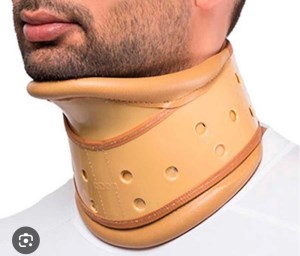 گردنبند سخت چانه دار ادور (لارج)